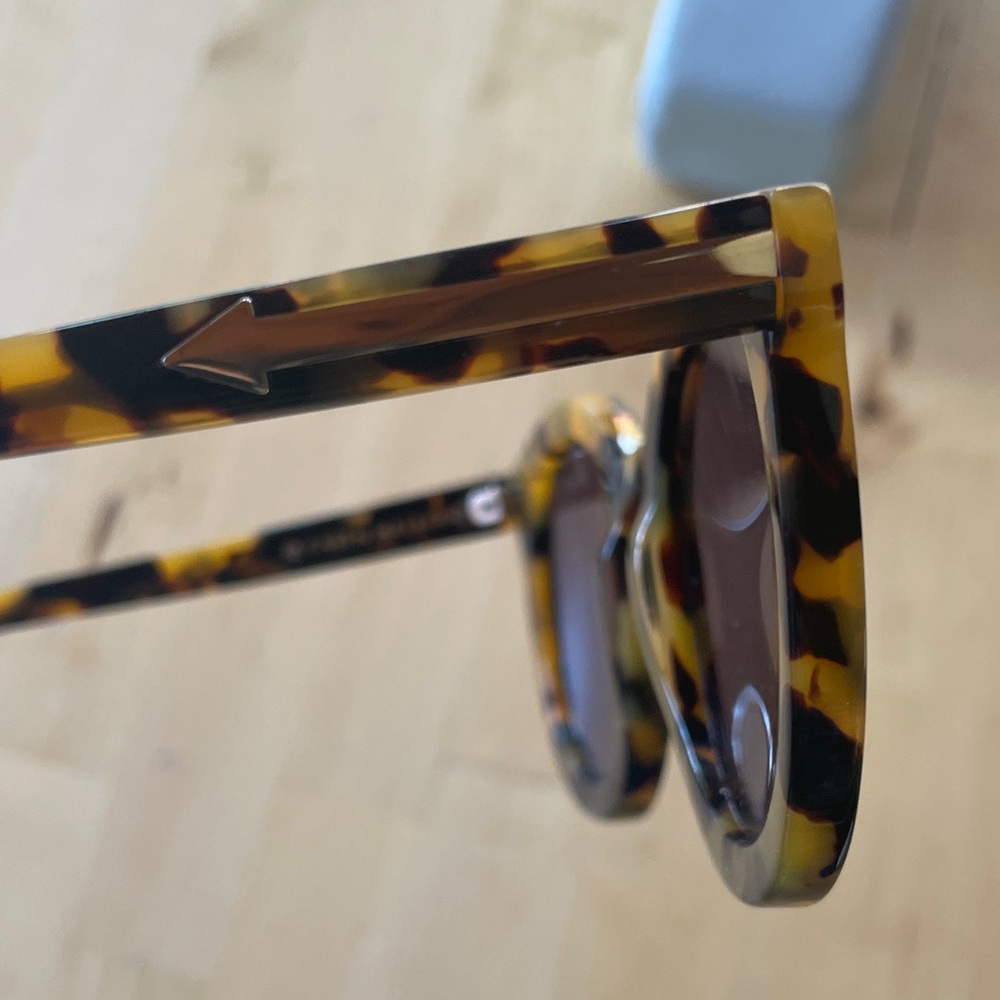 Karen Walker Super Duper Strength Sunglasses - Crazy Tortoise - Picture 11 of 11